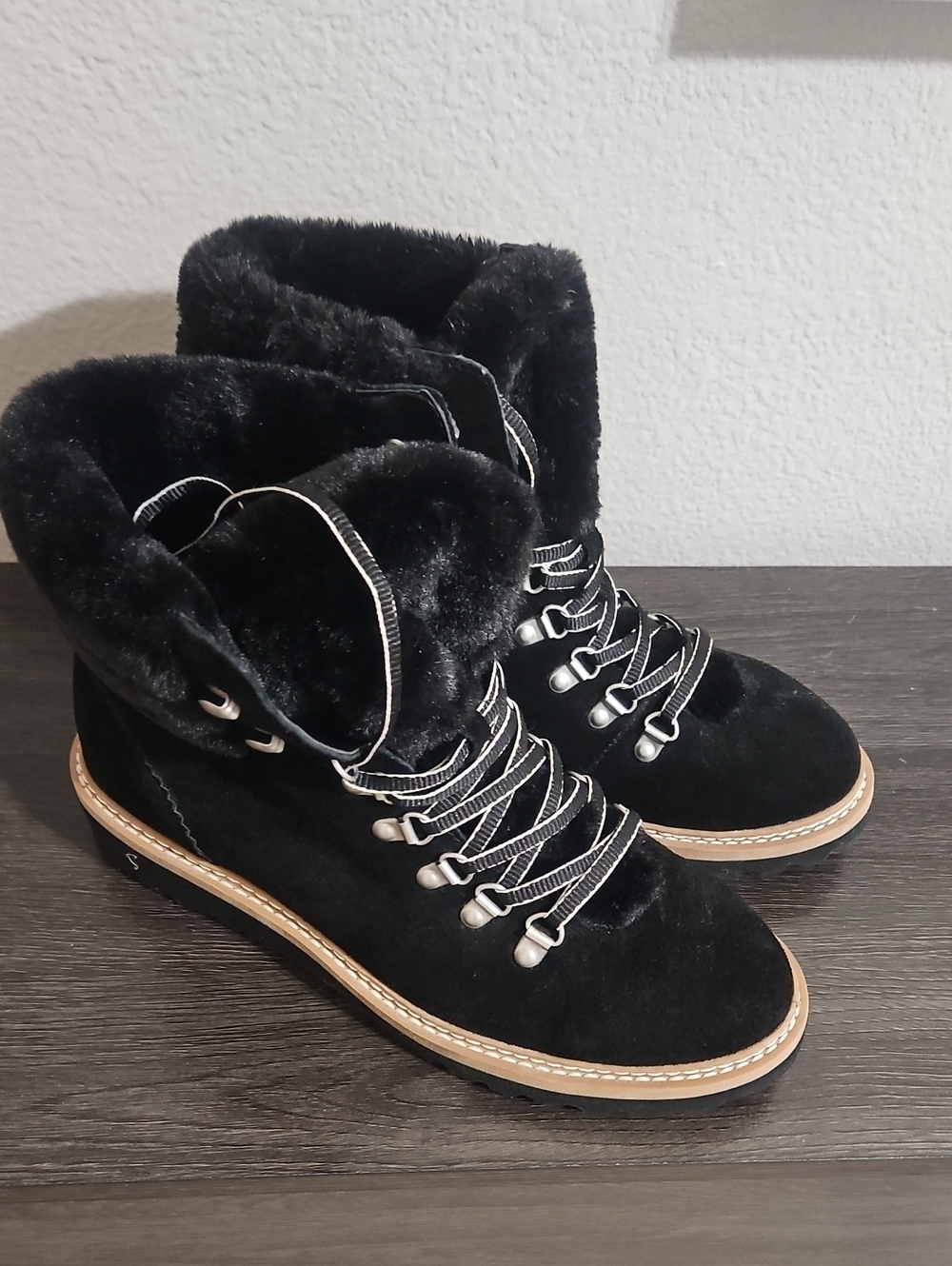 Splendid Black Lace-Up Faux-Fur Trim Boots